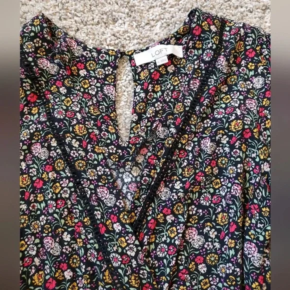 LOFT Floral Romper - XS - Picture 5 of 6